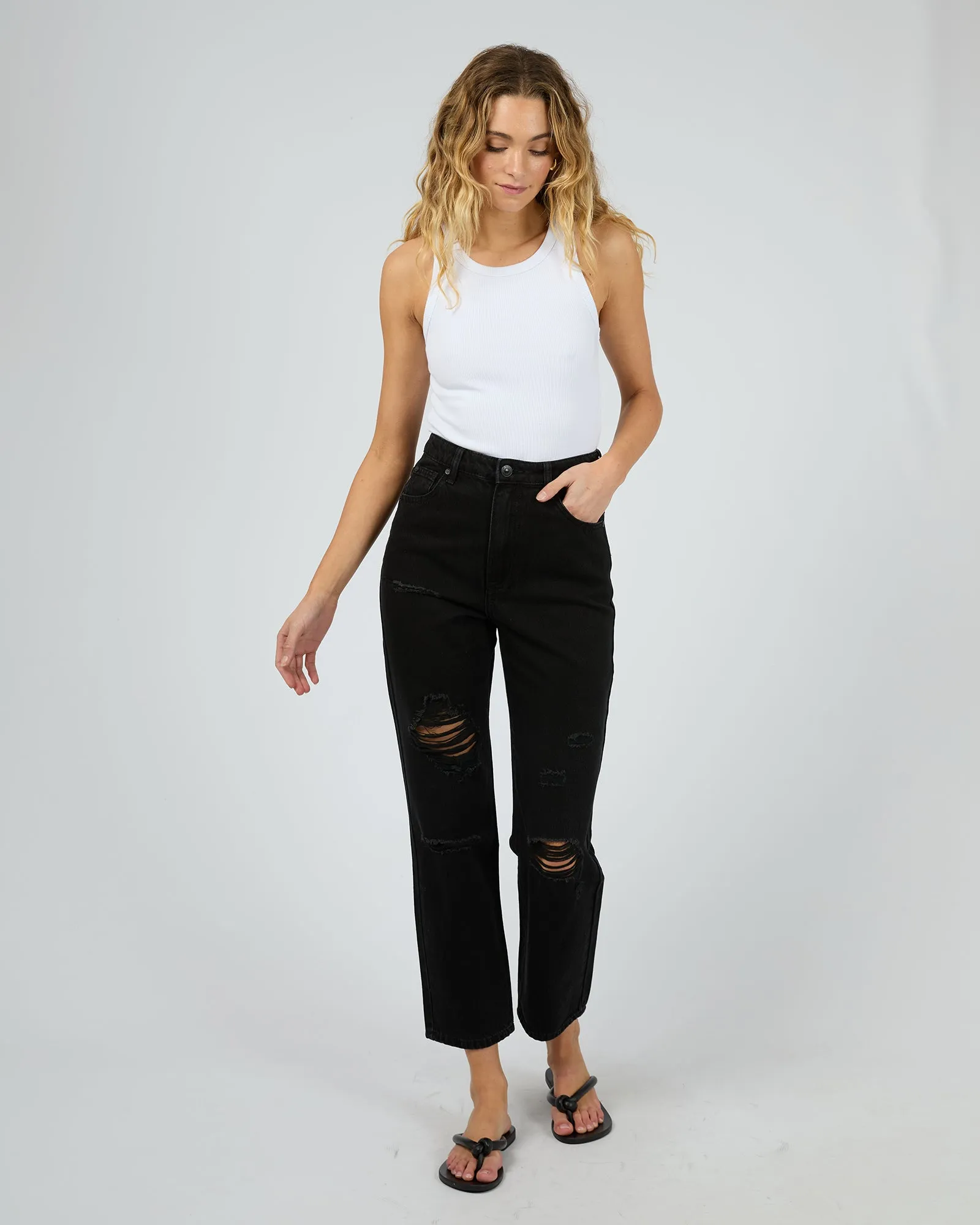 Cali Straight Leg Jean Washed Black