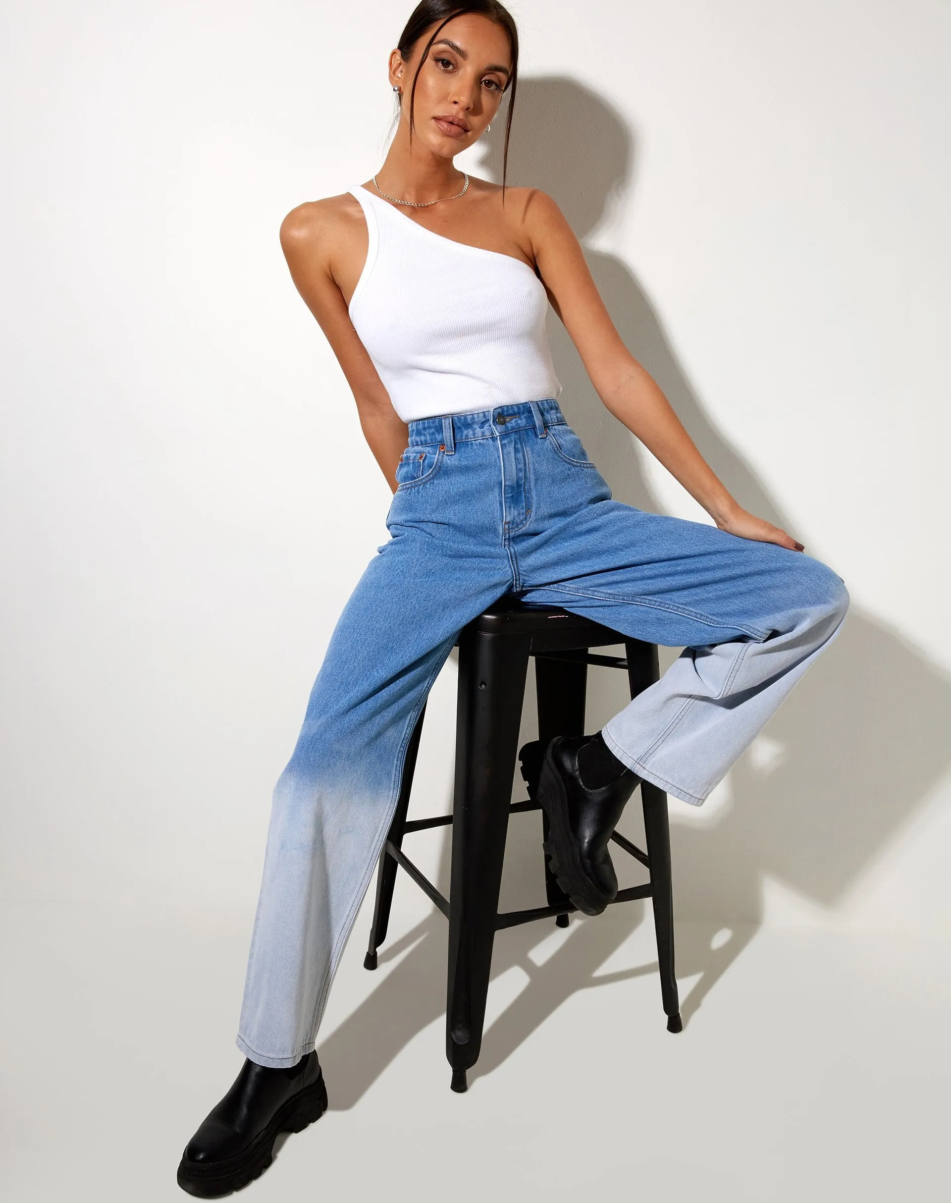 Dip Bleach Parallel Jeans in Super Light Wash