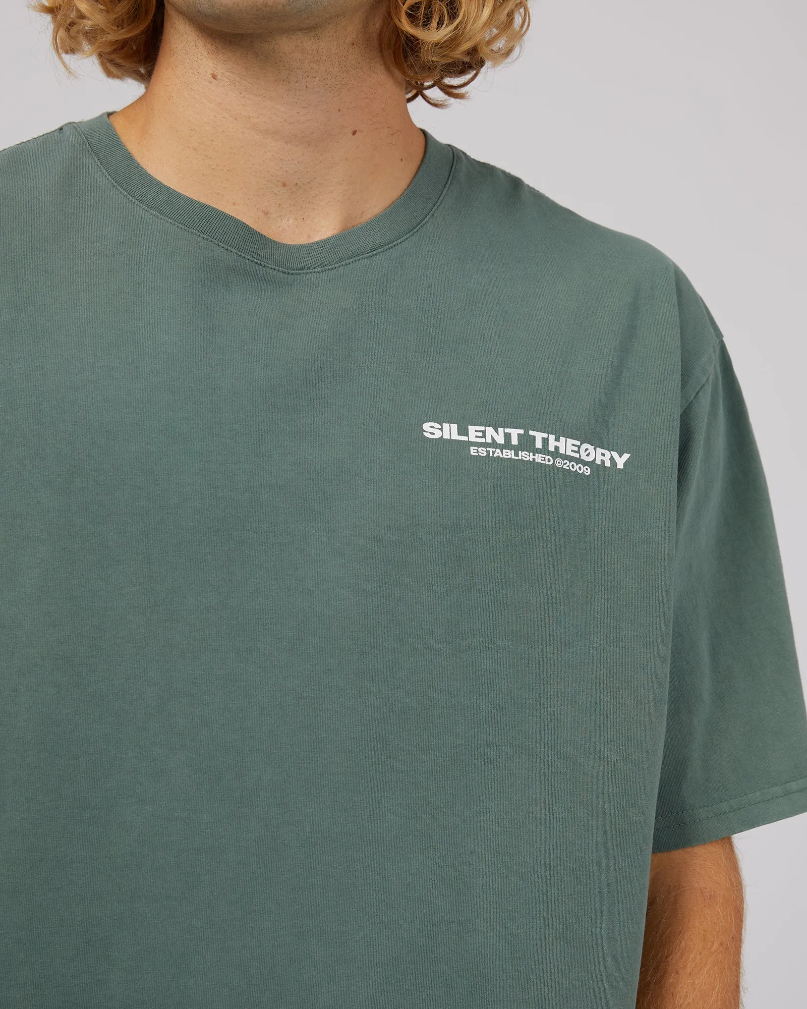 Essential Theory Tee Green