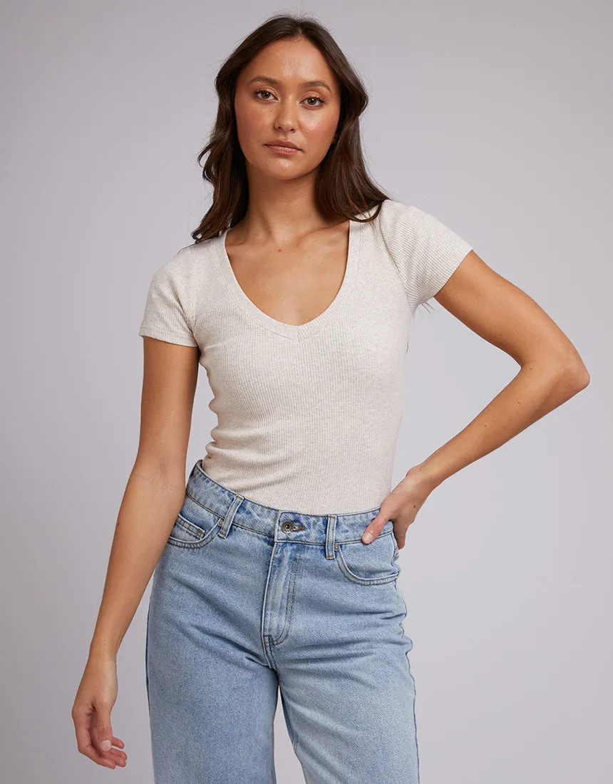 Lily V Neck Tee Oatmeal