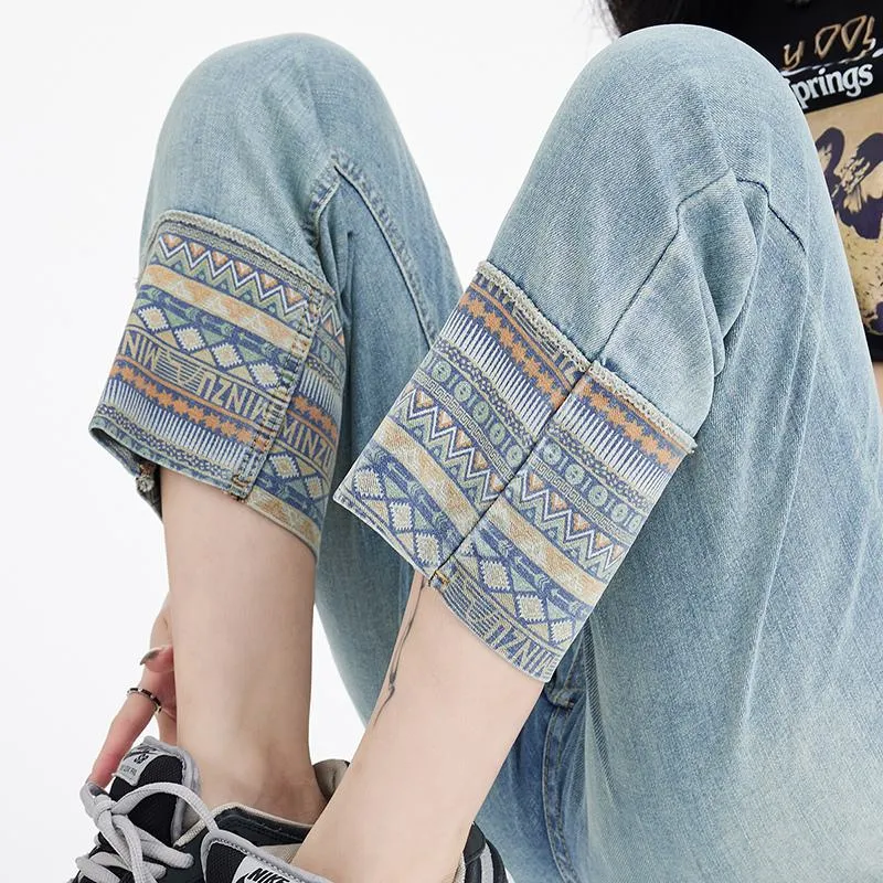 Simplicity Straight Leg Embroidery Jeans