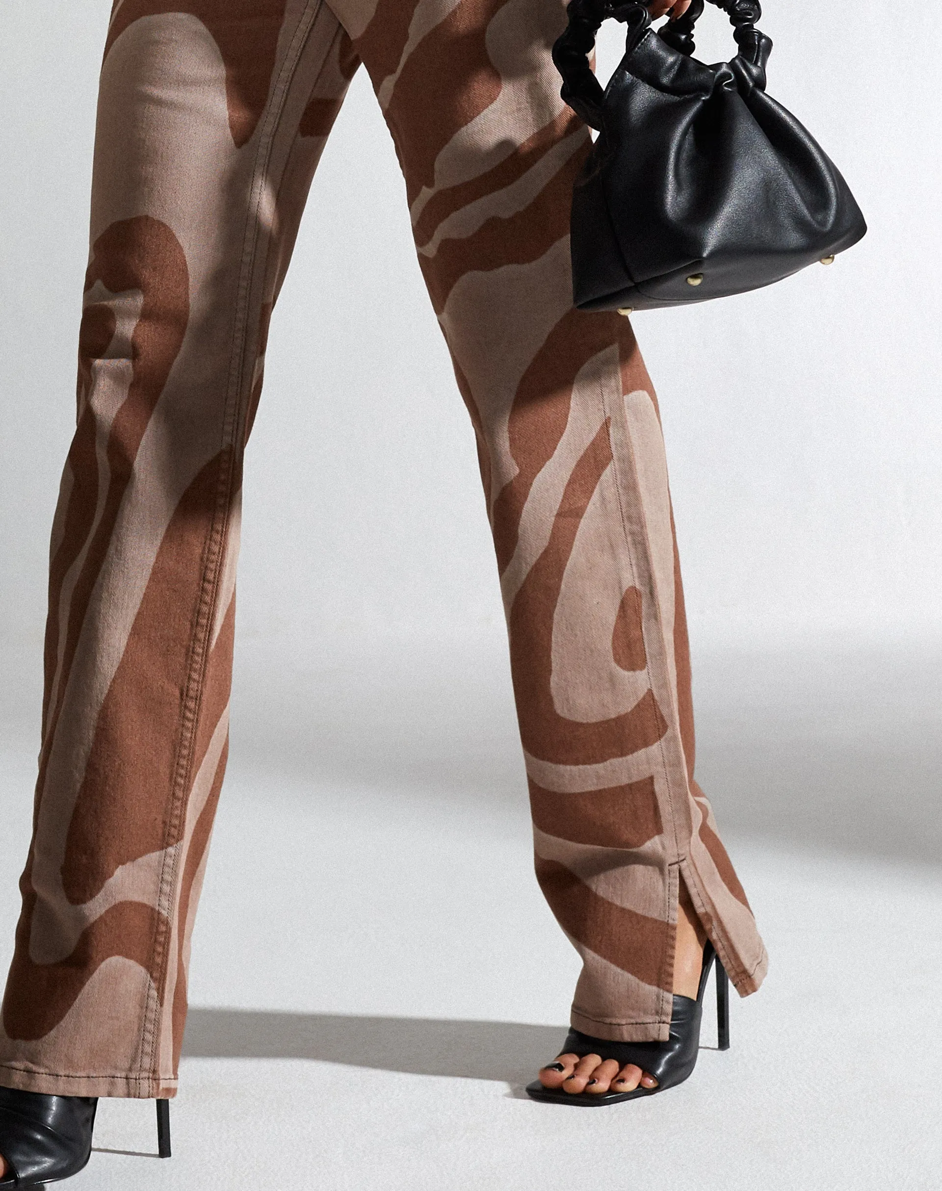 Straight Leg Jeans in Laser Swirl Brown