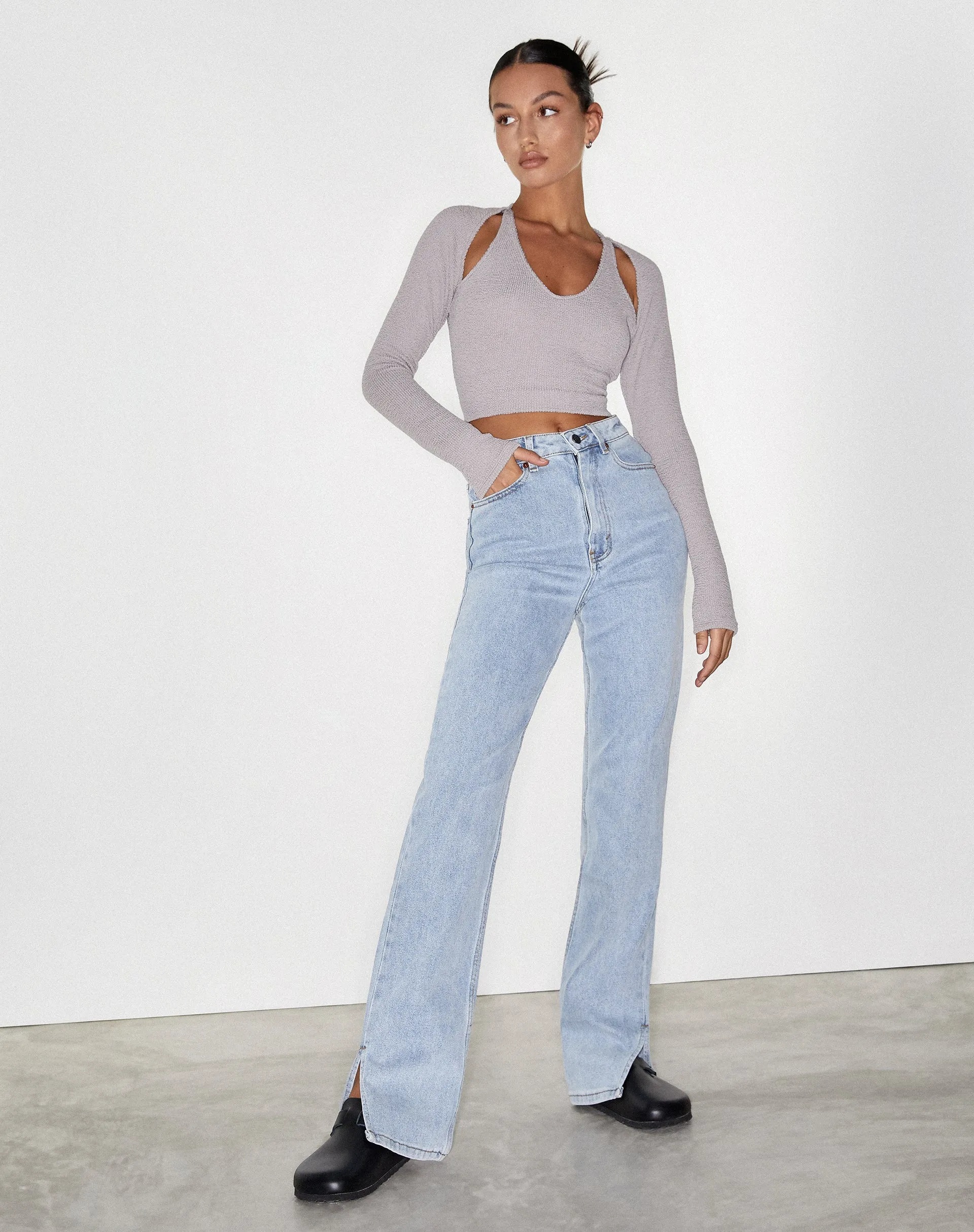 Straight Leg Jeans in Light Wash Blue