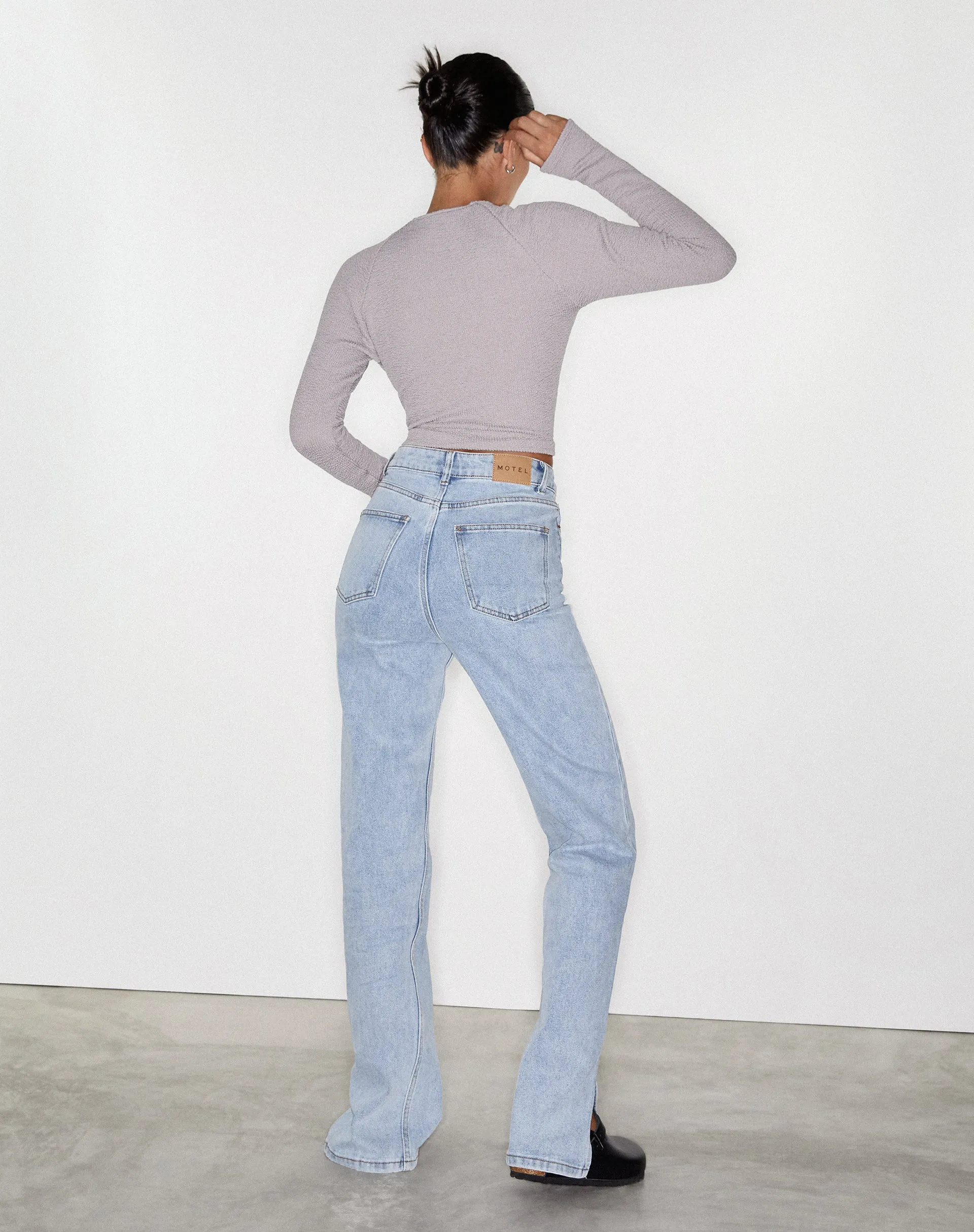 Straight Leg Jeans in Light Wash Blue