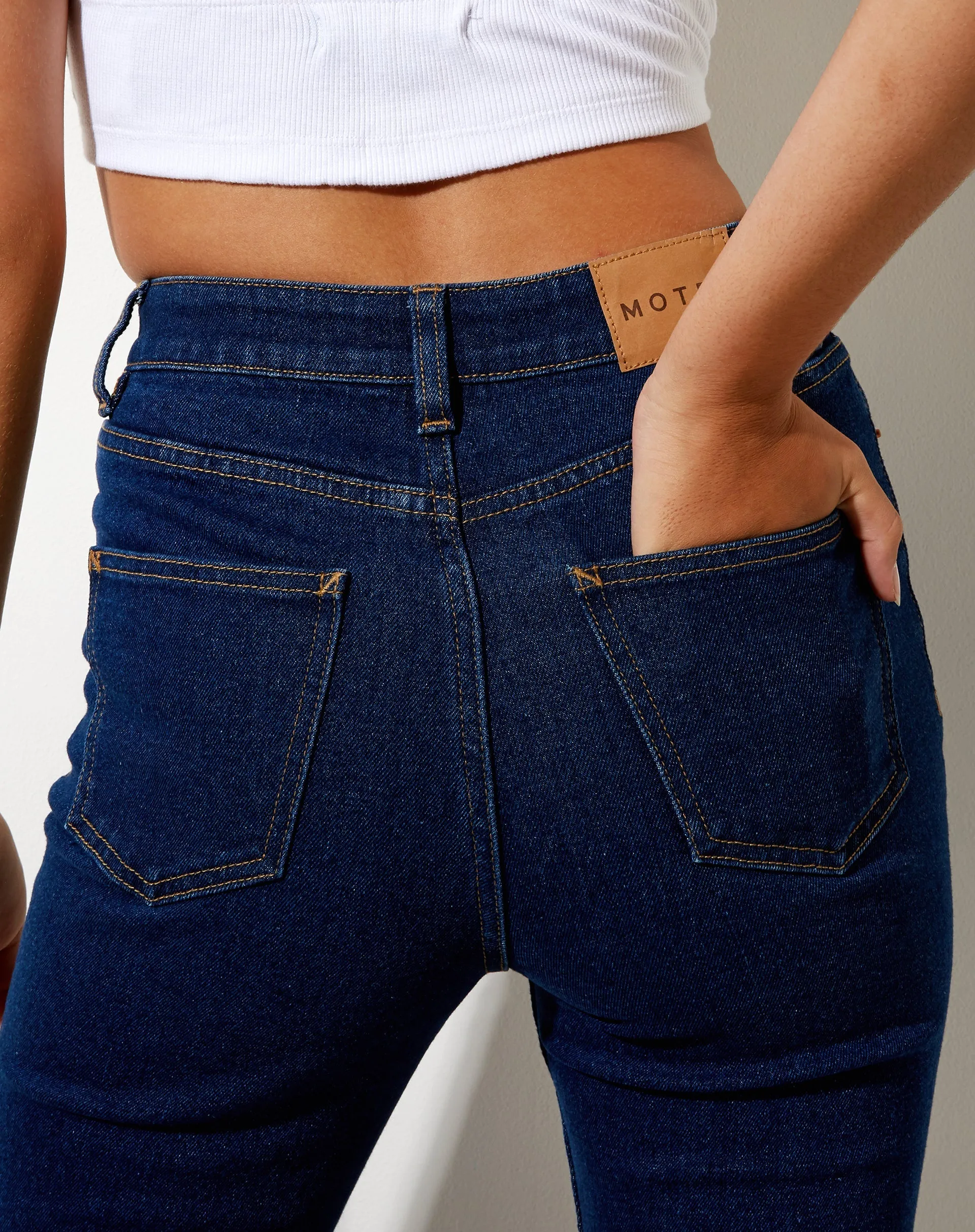 Super Flare Jeans in Mid Blue