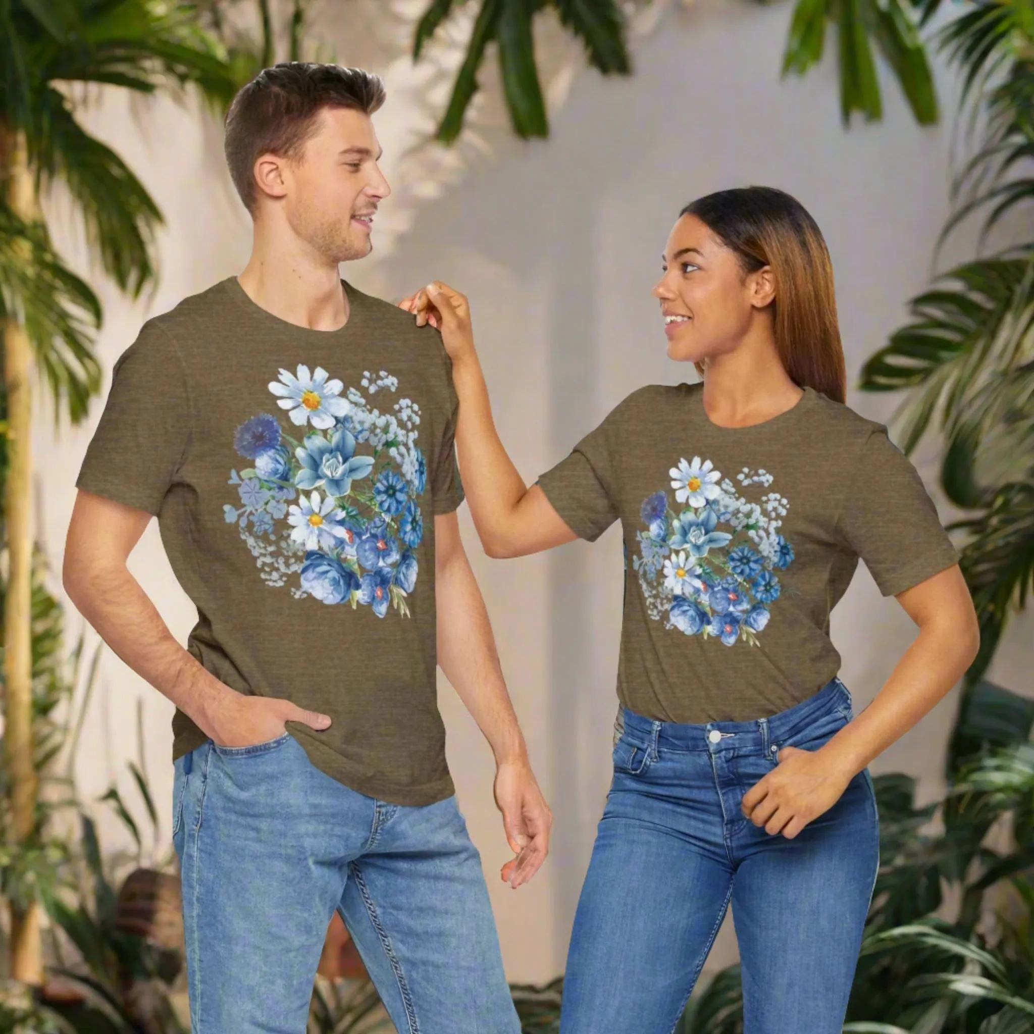 Unisex Vintage Gardening Style Blue Flower Jersey Short Sleeve Tee