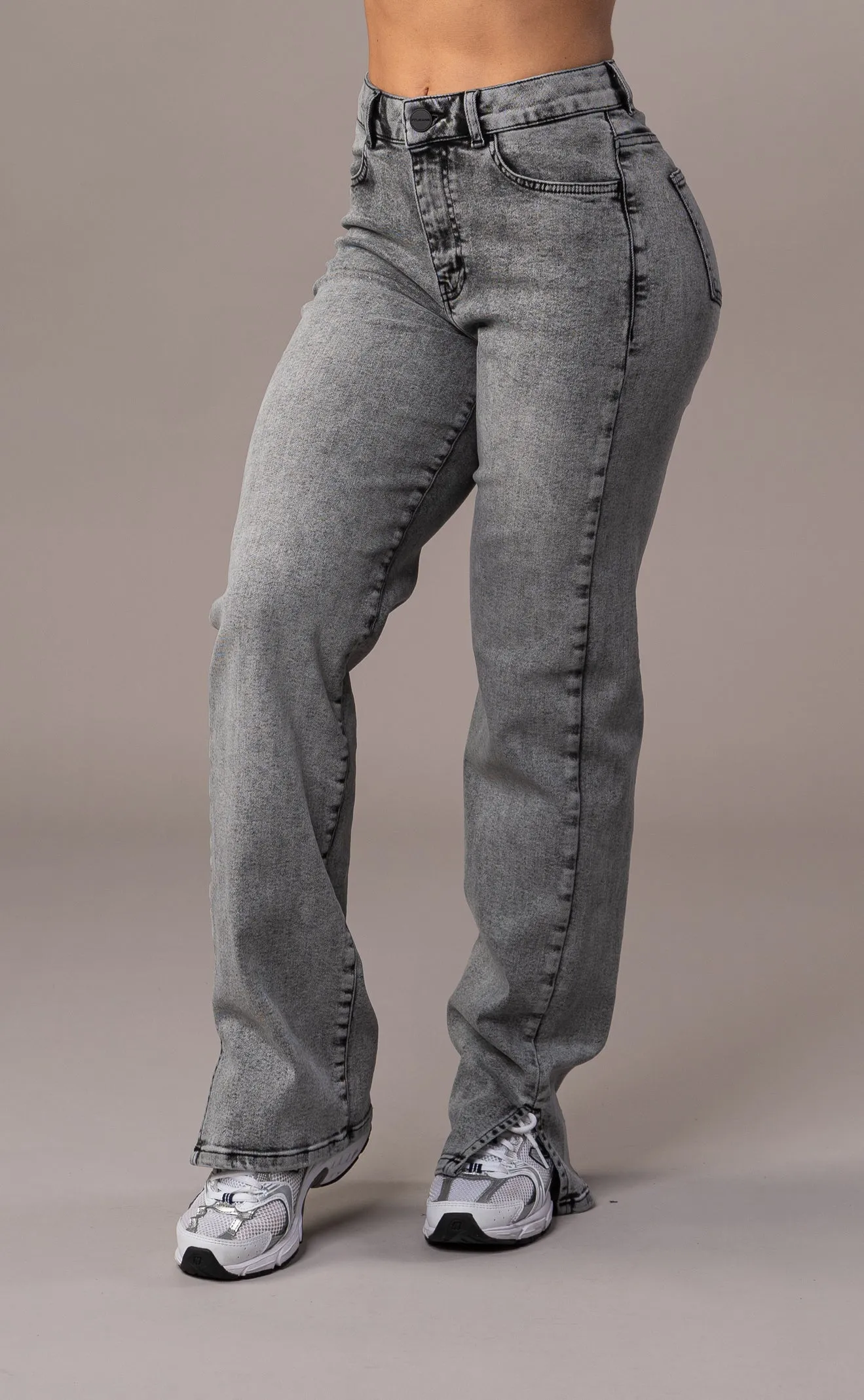 Womens Straight Leg Fitjeans - Heavy Washed Grey